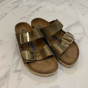 Birkenstock Arizona BS Washed Metallic Gold Size 38 NWOT